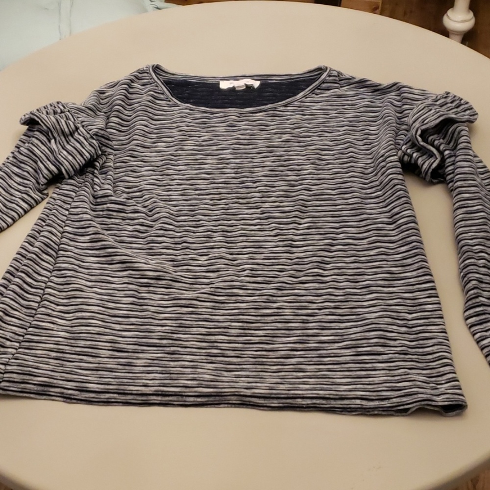 Vince camuto long sleeve top